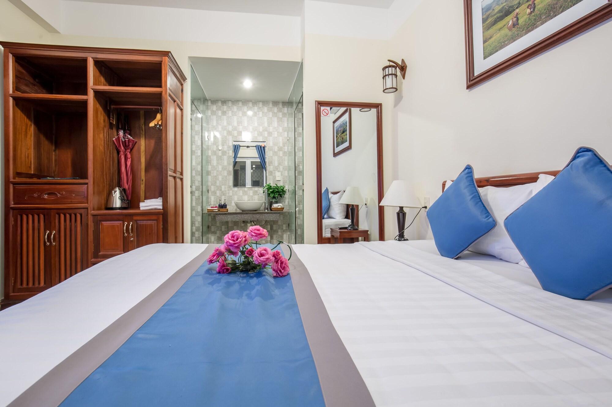 Prince Hotel Hoi An Exterior photo